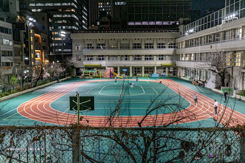 官方：阿贾克斯主帅海廷加下课；带队本赛季欧冠四战全败